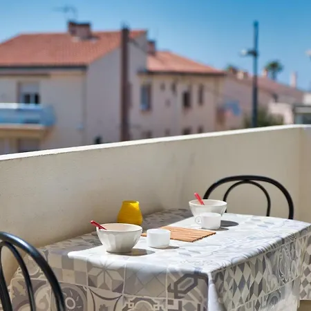 Les Lones Vue Mer Apartment
